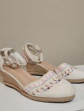 Dream PARIS Cream Embroidered Espadrille Wedge Sandals with Ankle Strap